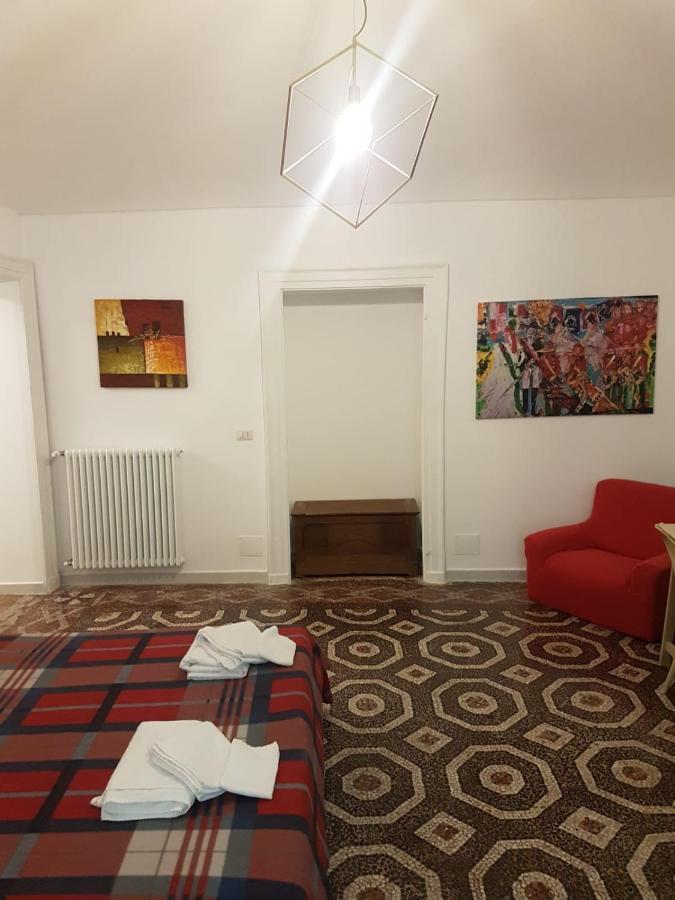 B&P La Gusteria Hotel Ivrea Kültér fotó